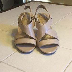 Life Stride soft system tan sandals. Worn once.